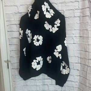 Denim Tears Black Hoodie/sweater with White Floral Print NWOT